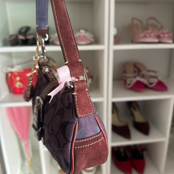 SOLD🎀 - Picture 4 of 9